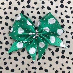 evie bows of london💚
